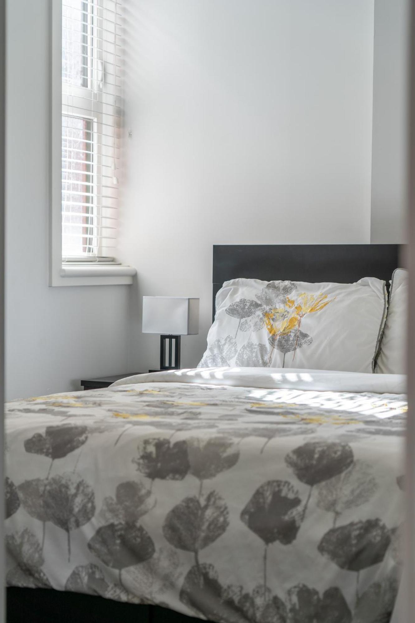 Element On First By Manna Apartment