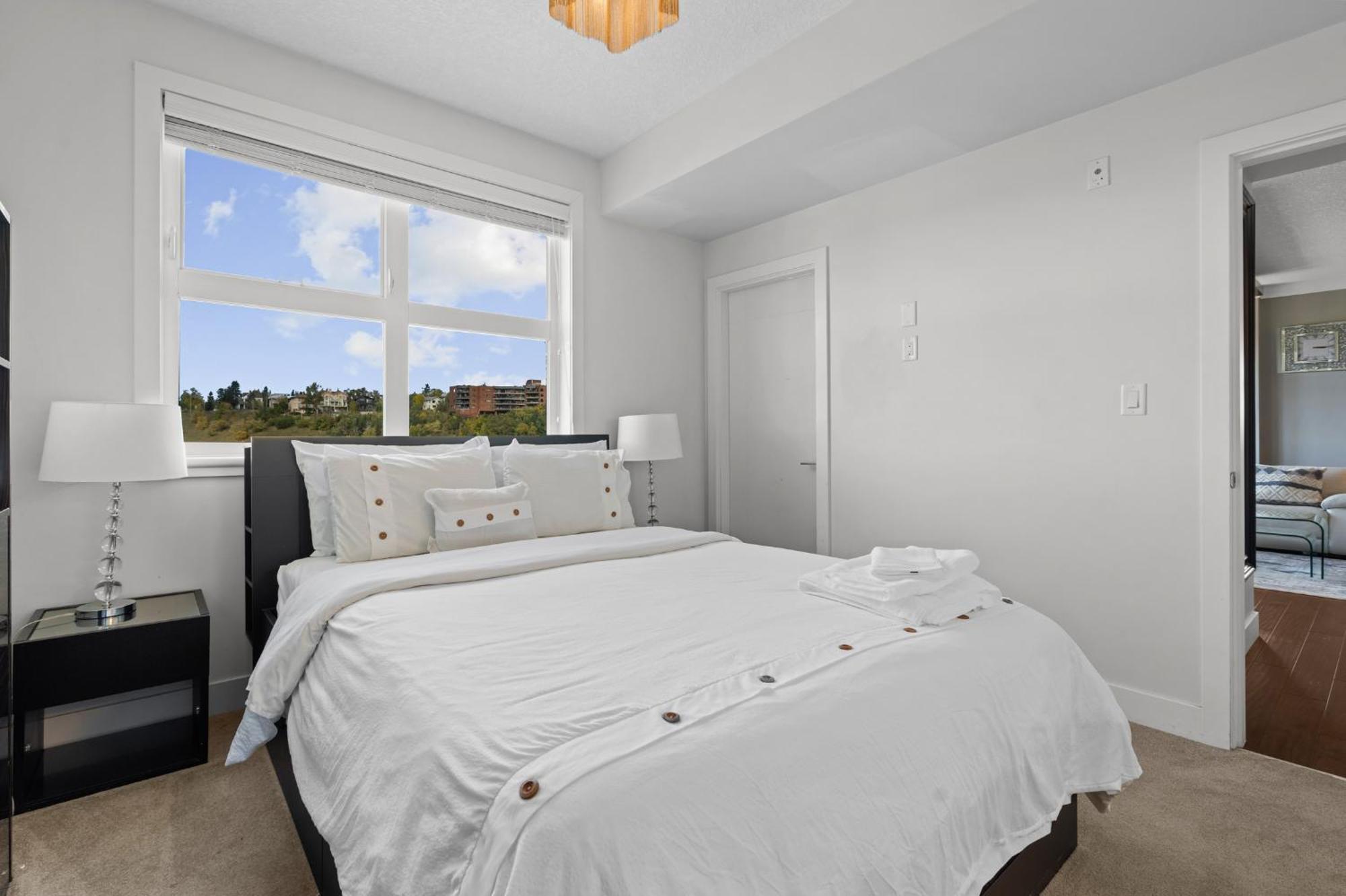 Apartment Element On First By Manna