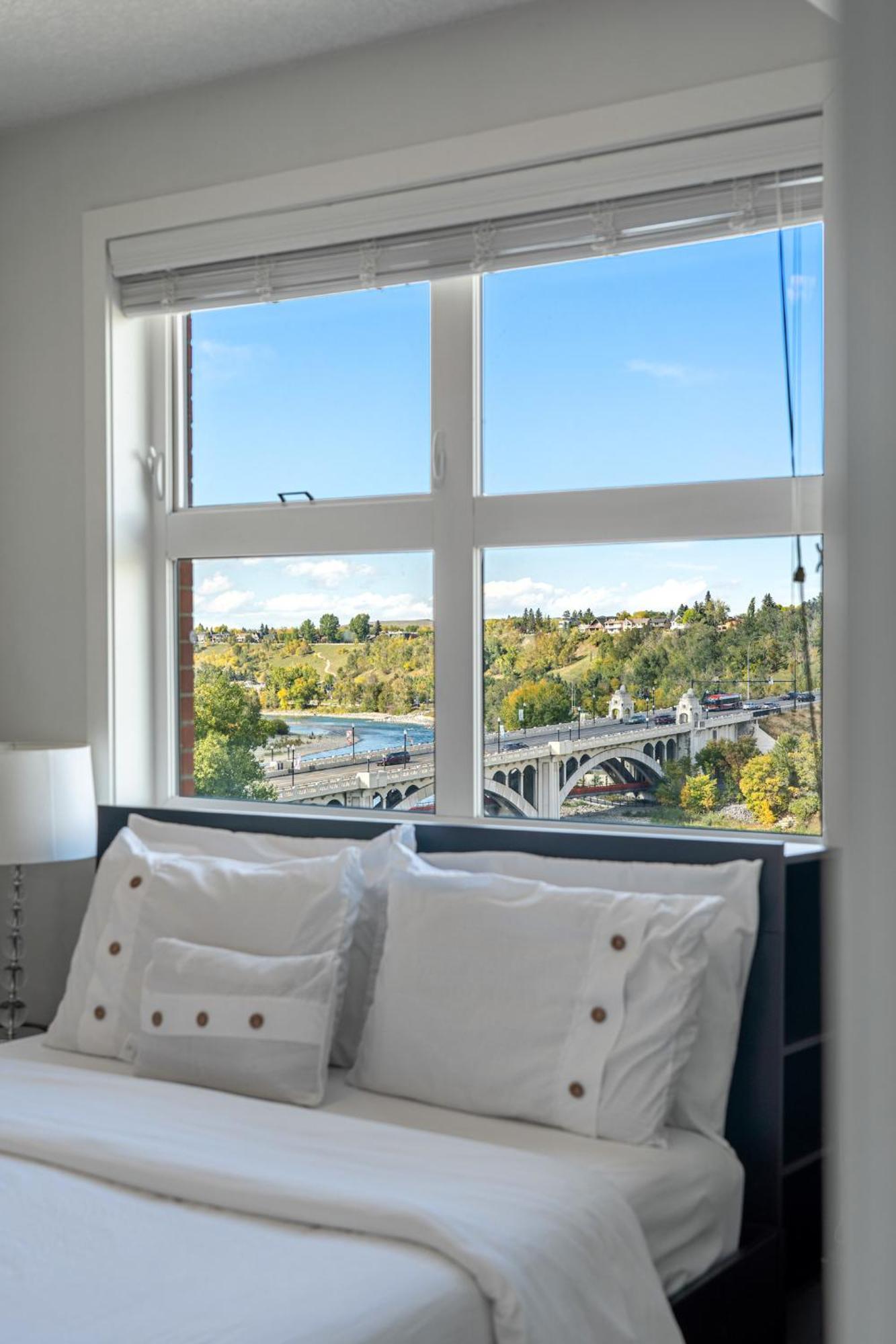 Element On First By Manna Apartment Calgary